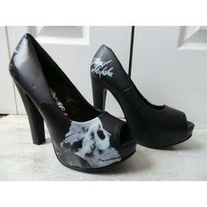 NWOB Women's Metal Mulisha Mysterious Pump Black